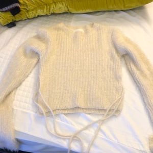 Fuzzy crop sweater! ❄️
